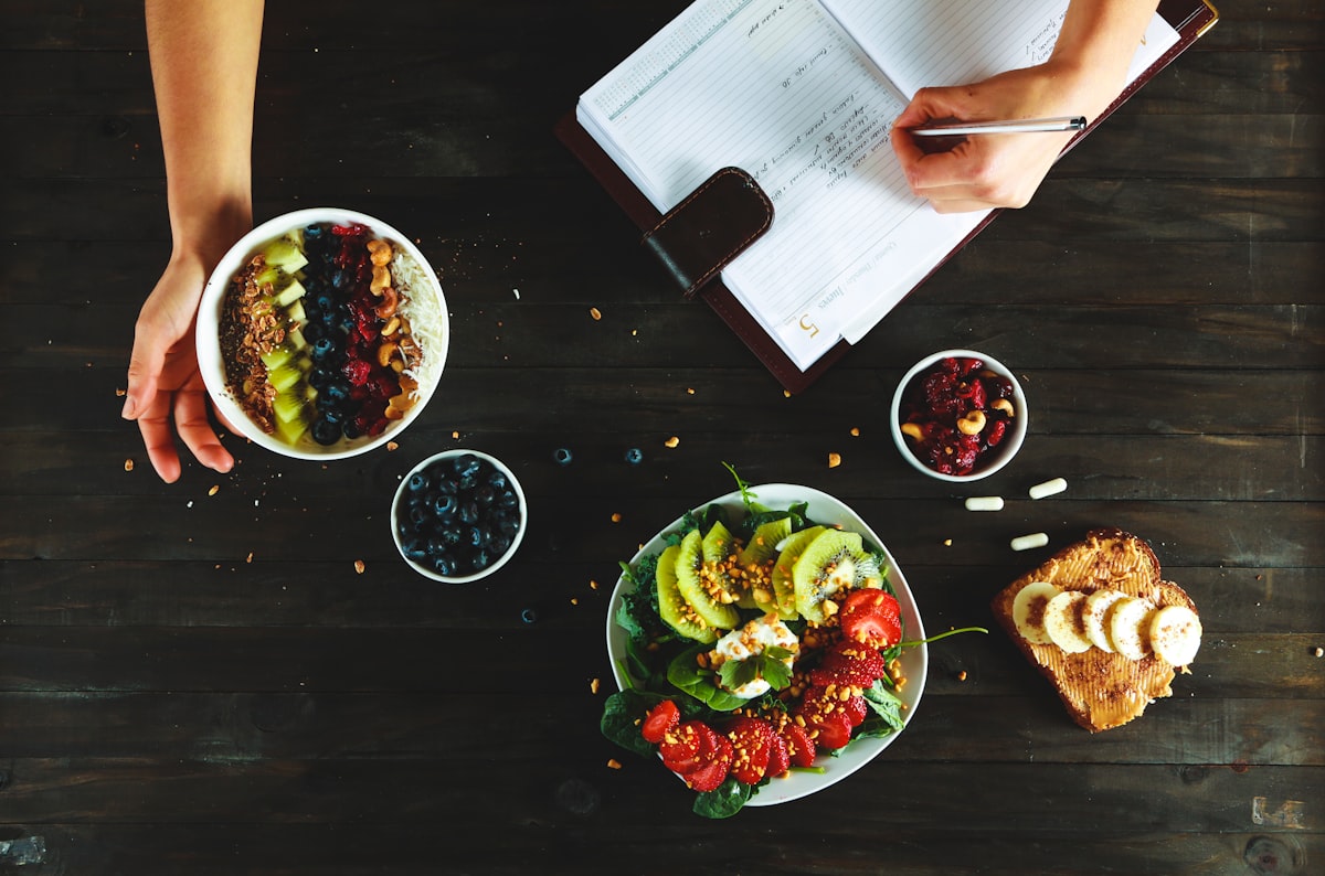 Nutricionista profesional en consulta